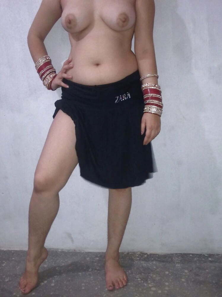 Indian aunty mom bhabi